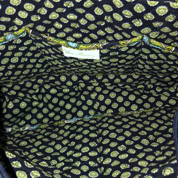 NWOT big Vera Bradley satchel - Picture 4 of 4